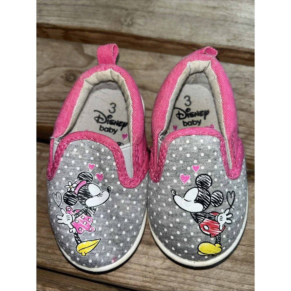 Disney Baby Toddler Size 3 Slip-on Shoes Minnie & Mickey Kissing